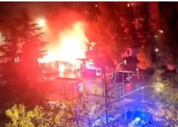 Konflikt mes ultrasve të Rayo Vallecano dhe tifozëve të Lech Poznan në Vallecas