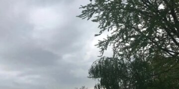 Kushtet e paqëndrueshme dhe vranësira të herëpashershme, parashikimi i motit për këtë të dielë