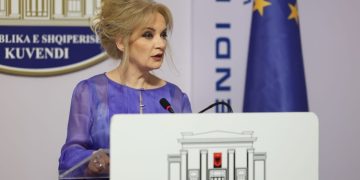 Kuvendi miraton ligjin për "Barazinë Gjinore", deputetja e PS-së thekson nevojën për reforma të thella ligjore.