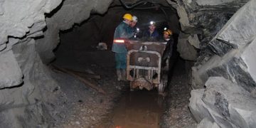 LAJM I FUNDIT/ Administratori humb jetën në minierat e Bulqizës