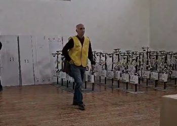 Materialet zgjedhore për zgjedhjet e pjesshme lokale të 9 nëntorit në Cërrik janë dorëzuar/ Kjo është mënyra e shpërndarjes së tyre