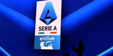 Maurizio Sarri kërkon gjyqtarë të jashtëm, por çfarë tregojnë statistikat? Krahasimet me Premier League...