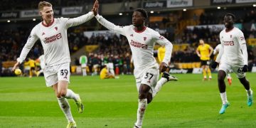 McTominay vepron si “agjent”, skocezi bën thirrje Napolit: ‘Shpëtojeni’ shokun tim nga Manchester United