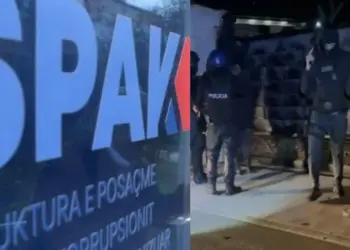 Media italiane zbulon identitetin e 24 individëve të dyshuar si të përfshirë në grupin shqiptar që trafikoi 1300 kg kokainë në drejtim të Italisë.