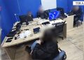 Menaxheri i Call Center-it dhe dy punonjës arrestohen për mashtrimin e shtetasve të huaj që investonin në bursa fiktive në Selitë.