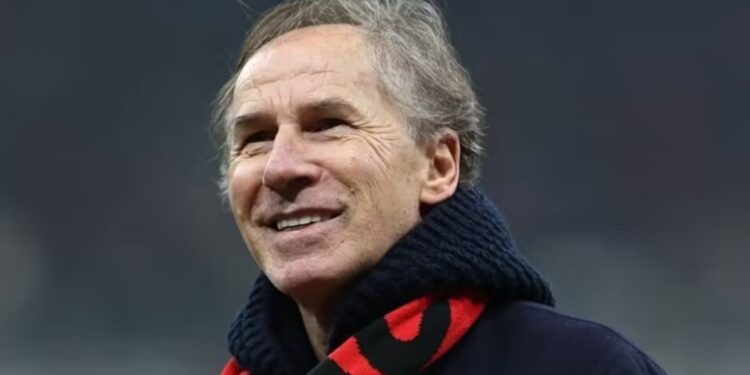 Milan, rikthimi i ‘Kapitenit’: Franco Baresi rikthehet në zyrat e klubit kuqezi.