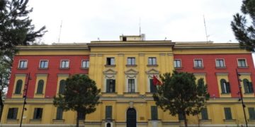 Ministria e Financave për Top Channel: Procesi i hartimit po e pengon kompleksiteti i basteve online