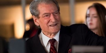 Miratimi i ligjit për barazinë gjinore, Berisha nga "Foltorja 2": Premtojmë se nuk do ta pranojmë asnjëherë