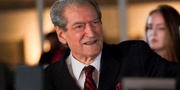 Miratimi i ligjit për barazinë gjinore, Berisha nga "Foltorja 2": Premtojmë se nuk do ta pranojmë asnjëherë