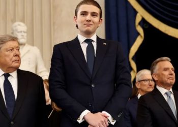 Misteret e ceremonisë së inaugurimit të Trump: Çfarë i tha djali i tij ish-presidentit Joe Biden në vesh?