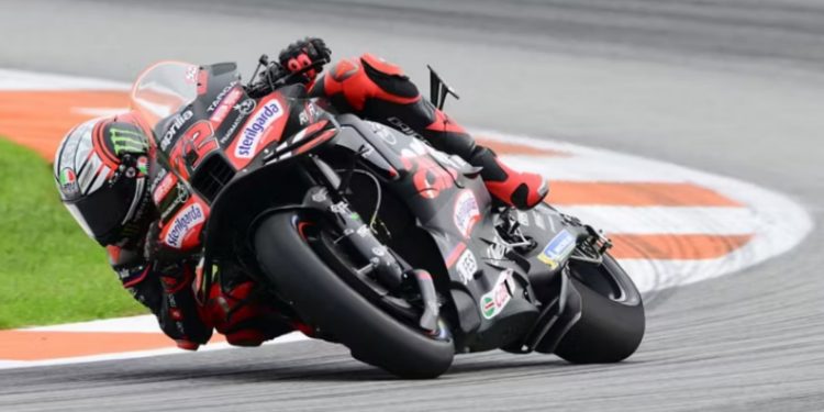 MotoGP përfundon me triumfin e Bezzechit në Valencia.