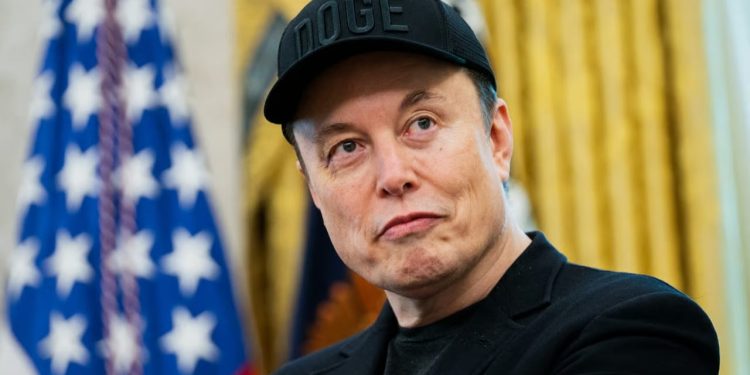 “Musk: Qytetarët duhet të zgjedhin postin tuaj, demokracia është baza e lirisë”