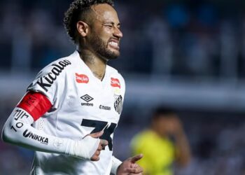 Neymar pëson një tjetër dëmtim! Ylli brazilian përfundon sezonin, ndërsa ekipi i tij është në rrezik rënies nga kategoria.