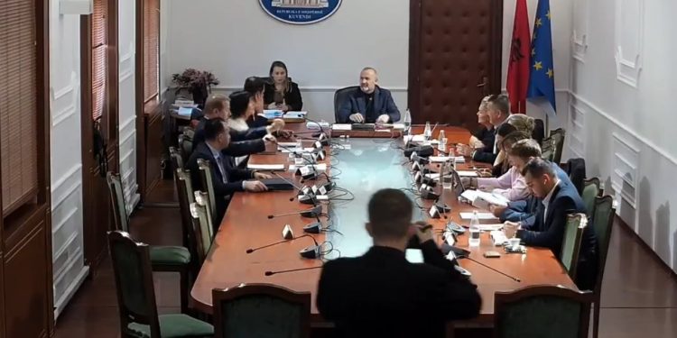 Opozita dështon në kërkesën për shkarkimin e Presidentit Begaj, 5 vota në mbështetje dhe 9 në kundërshtim.