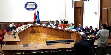 PD tërhiqet nga komisioni i Reformës Territoriale, aleatët vazhdojnë të jenë prezentë në mbledhje.