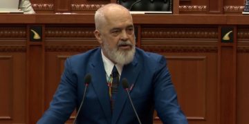 "PS, mbrojtësja e autonomisë së sistemit të drejtësisë", Rama për opozitën: Do të vazhdoni të përballeni me pengesat që i keni krijuar vetes