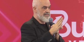 “Paga minimale 500 euro”/ Rama: Qeveria do të mbulojë sigurimet për 9 muaj për ata që e marrin pagën në dorë…