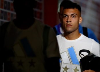 Para ndeshjes Atletico-Inter, do të zhvillohet Angole-Argjentinë, një përballje ekskluzivisht për ata që kanë marrë vaksinën.