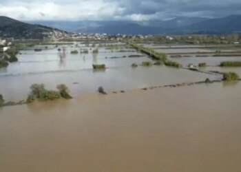 Pas përmbytjeve, uji fillon të tërhiqet në disa zona; ja si është gjendja në Kukës dhe Fier.