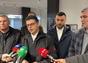 Përmbytjet në Qarkun e Lezhës: Evakuime, ndërhyrje emergjente dhe masa të reja sigurie, thotë ministri Vengu: Strukturat e angazhuara në gatishmëri maksimale.