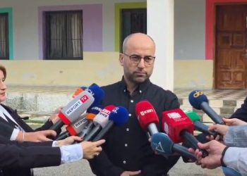 Pjesëmarrje e vogël në Cërrik, kandidati i pavarur shprehet: Shpresojmë të mos ndodhin ndërhyrje nga jashtë.