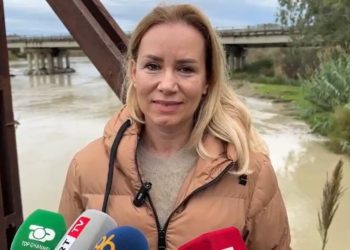 Prefektja e Vlorës: Delvina përballet me vështirësi nga reshjet, vazhdon monitorimi i Vjosës.