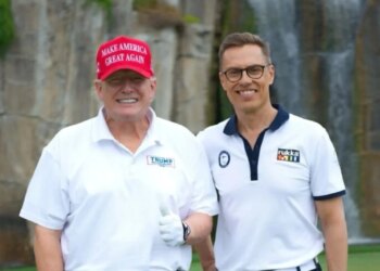 Presidenti finlandez bisedon në telefon me Trump dhe Melonin: SHBA-ja është e angazhuar pa pushim për arritjen e një marrëveshjeje paqeje.