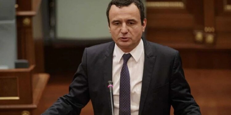 Prodhimi i armëve në Kosovë: Kurtit njofton ndërtimin e fabrikës në Gjakovë