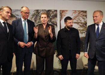 Propozimi europian për paqe në Ukrainë parashikon kompensim financiar, dislokim trupash ushtarake dhe shkëmbim territoresh.