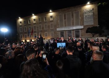 Protesta e Partisë Demokratike para Kryeministrisë/ Berisha e quajti ‘Foltore 2’ dhe zbulon qëllimin e saj.