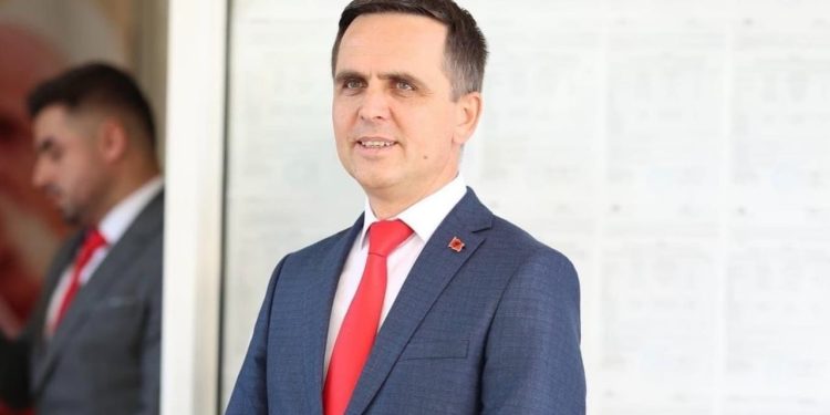 Raundi i dytë i zgjedhjeve lokale në Maqedoninë e Veriut: VLEN triumfon në Tetovë, Kasami siguron një mandat të dytë, rivali i BDI pranon disfatën.