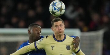 Robert Lewandowski i thotë "jo" Fenerbahçes, ndërkohë që Milani ruan shpresat për sulmuesin polak.