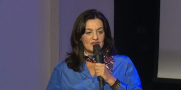 “Romani në vargje ‘Poema e mungesës’ i shkrimtares Rita Petro del në pah”