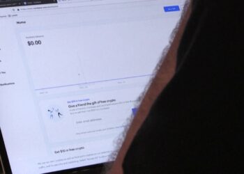 Rregullat e reja për kriptovalutat po shqyrtohen: AMF dhe BSH në prag të dhënies së miratimit, ndalohen veprimet manipuluese dhe abuzive.