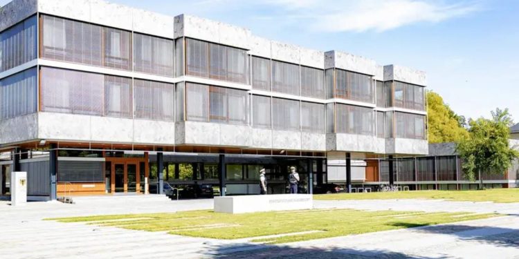 Rregullat e triazhit të pacientëve në Gjermani anullohen, mjekët triumfojnë në procesin gjyqësor.