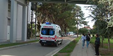 Rritet numri i aksidenteve: Çdo pesë minuta ndodh një traumë, thotë Brataj: Evitoni që fëmijët të qëndrojnë në sediljen e parë të automjetit.