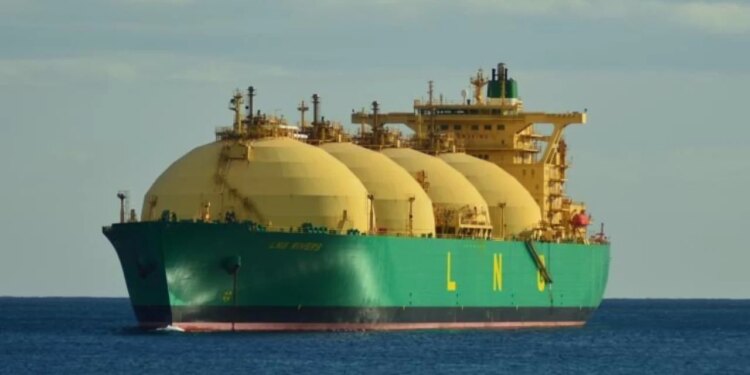 Rusia reagoi ndaj goditjeve të cisternave në Ukrainë, duke organizuar një sulm natën, që rezultoi në 3 të vdekur dhe më shumë se 500 mijë familje të lëna pa energji.