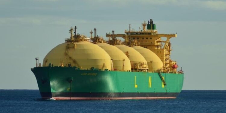 Rusia reagoi pas sulmeve ndaj cisternave, organizon një ofensivë natën, 3 viktima dhe mbi 500 mijë familje pa energji.