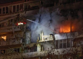 Rusia vazhdon ofensivën në Ukrainë, një të vdekur dhe 7 të plagosur nga një sulm me dron në Kiev.