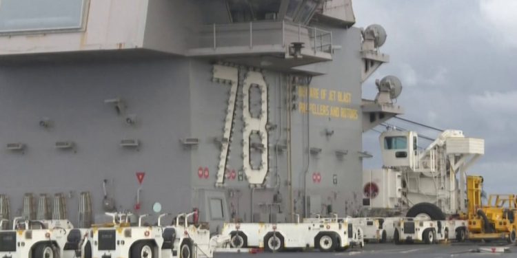 SHBA dërgon “bishën” USS Gerald R. Ford drejt Venezuelës, e para herë që nga pushtimi i Panamasë.