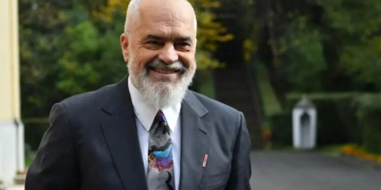 “SPAK bën gabime, por mbetet i paprekshëm”, Kryeministri Rama për median austriake: Hetimet duhet të zhvillohen pa marrë parasysh origjinën e çështjeve, është një situatë e vështirë, por…