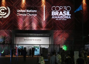 Samiti klimatik në Brazil shpall miratimin e marrëveshjes jo-detyrues për uljen e përdorimit të lëndëve djegëse fosile.