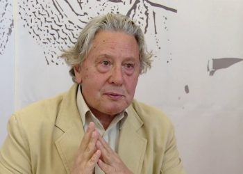 Sfidat e përkthimit: Virgjil Muçi tregon se si mjeshtrat e gjuhës shqipe e ndihmojnë në procesin e përmirësimit të vazhdueshëm të vetes.