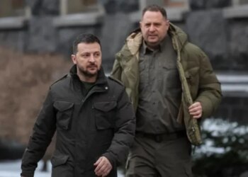 Shefi i stafit të zyrës së Zelenskyt dorëhiqet pas bastisjes anti-korrupsion në apartamentin e tij