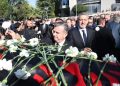 Shpërthimi i emocioneve: Taulant Balla gjatë ceremonisë mortore për ish-liderin historik të PS-së, Fatos Nano, dhe reflektime mbi kongresin e tij të fundit.