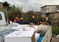 Shtëpitë e dëmtuara nga kushtet e këqija të motit, 25 individë gjejnë strehim në çadra në Çukë të Sarandës.