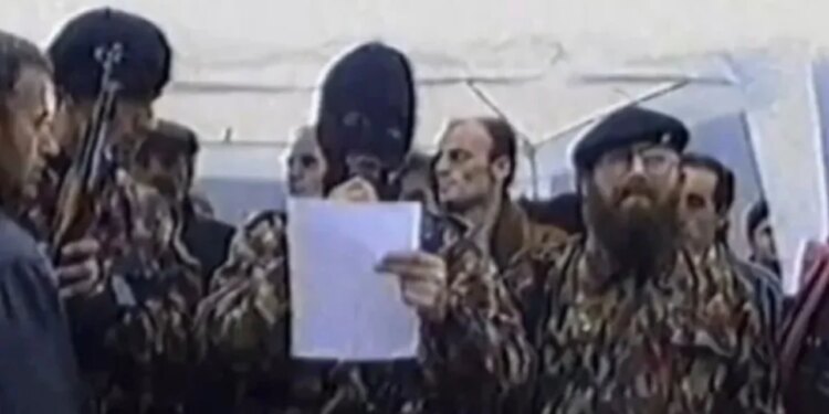 Sot shënohen 28 vjetori i publikimit të UÇK-së, duke festuar edhe në Kosovë.