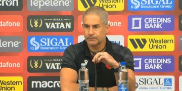 “Sylvinho: ‘Nuk është koha për të thirrur lojtarë që angazhohen plotësisht me ekipet e tyre, na pret një sfidë e vështirë përballë Andorrës’”