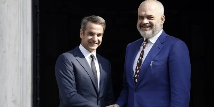 Takim i rëndësishëm mes Shqipërisë dhe Greqisë më 16 dhjetor/ Temat "e nxehta" në fokus të diskutimeve