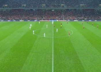 Takimi Shqipëri-Angli: Ndeshja historike fillon me goditjen e parë në "Arenën Kombëtare"